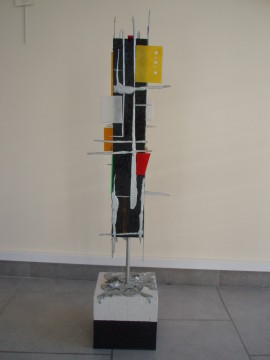 Élévation 1,05m x 27cm (toiles, acrylique, métal, aluminium, plexiglas, siporex)
